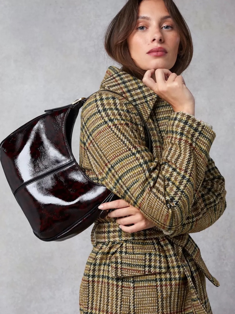 Rouje Frenchy bag like new Sleek Dark Brown Shoulder Bag with Subtle Marbled